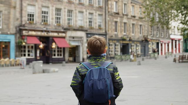 Free walking tours: experience the history of Edinburgh through 101 objects